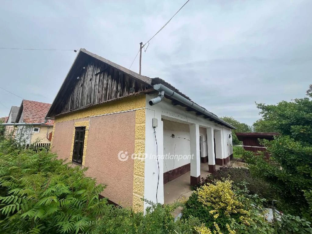 For sale house, Bakonszeg, József Attila utca