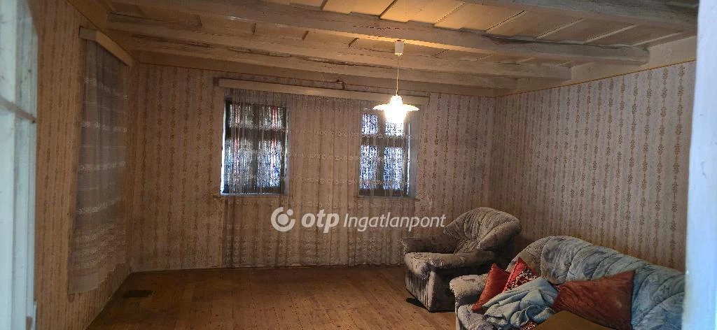 Eladó Ház, Nyíracsád