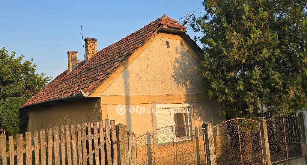 Eladó Ház, Hajdúhadház