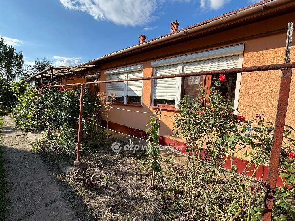 Eladó Ház, Püspökladány