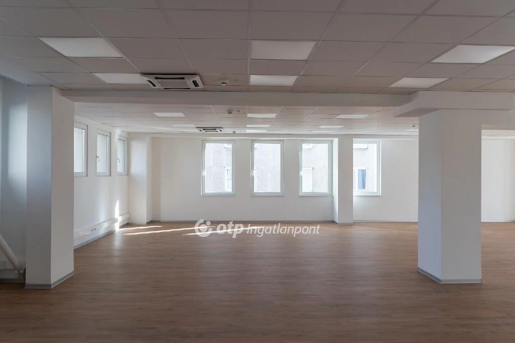 For sale store, Debrecen