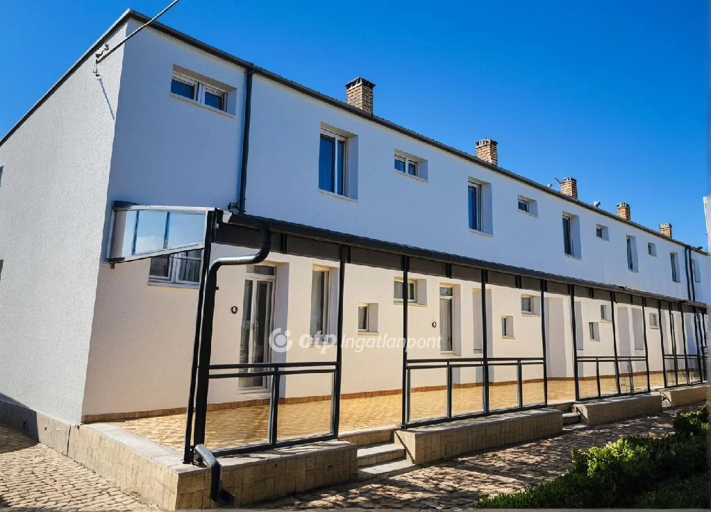 Eladó Lakás, Hajdúszoboszló