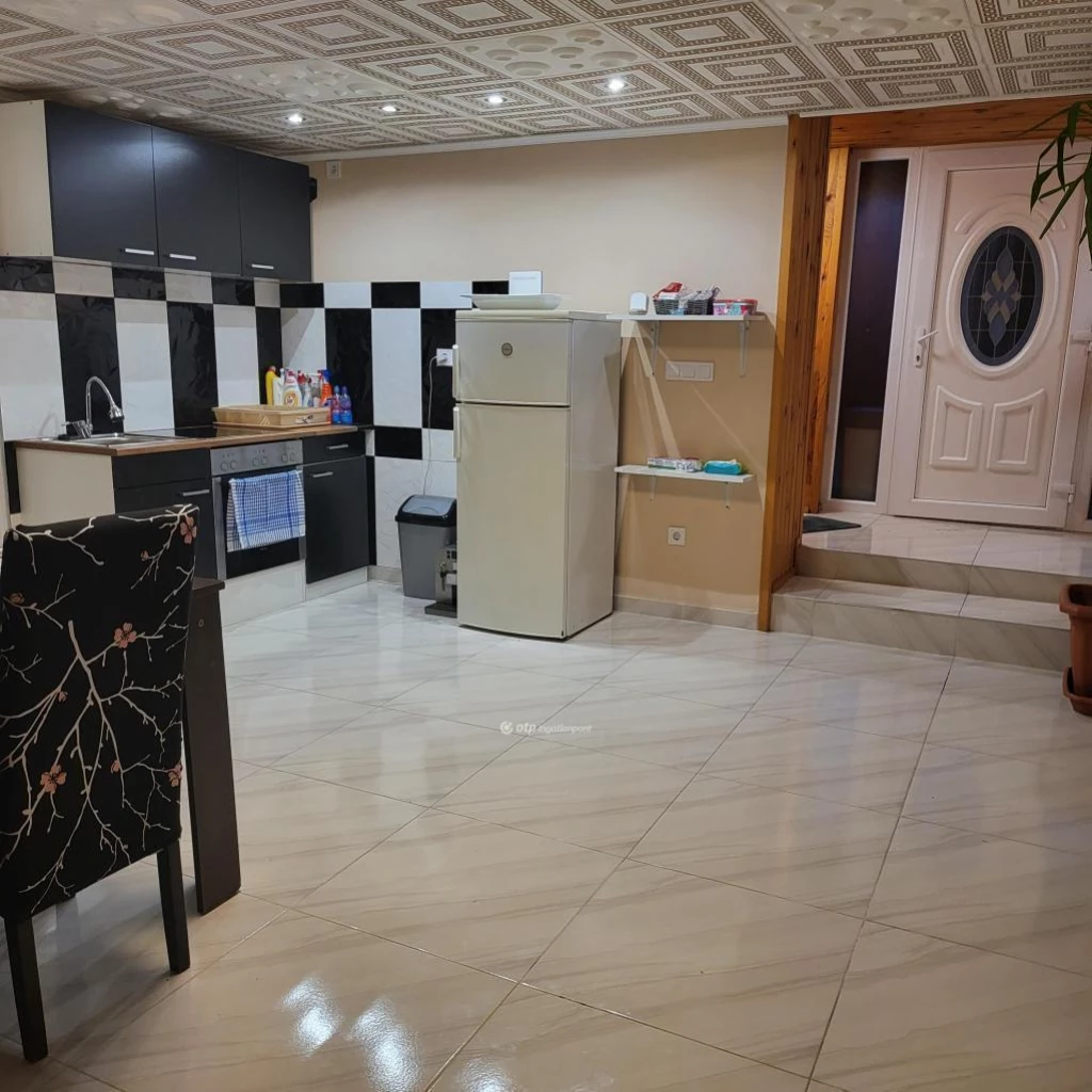 Eladó Lakás, Berettyóújfalu