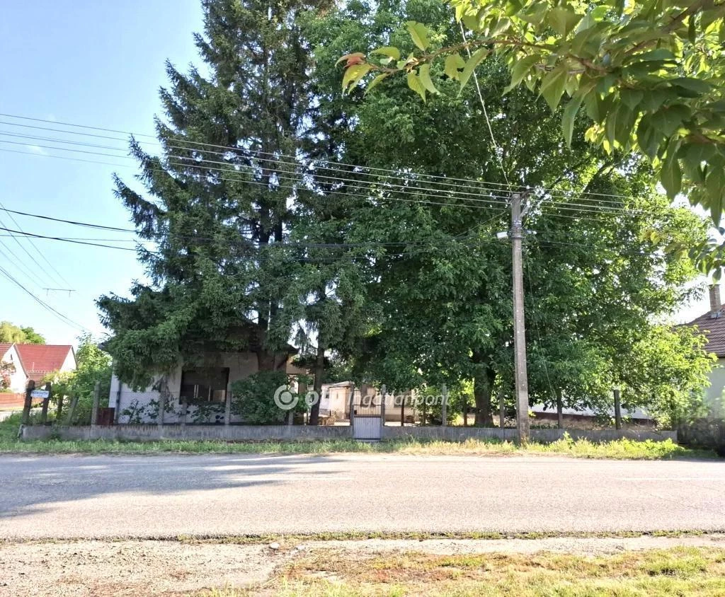 Eladó Ház, Biharkeresztes