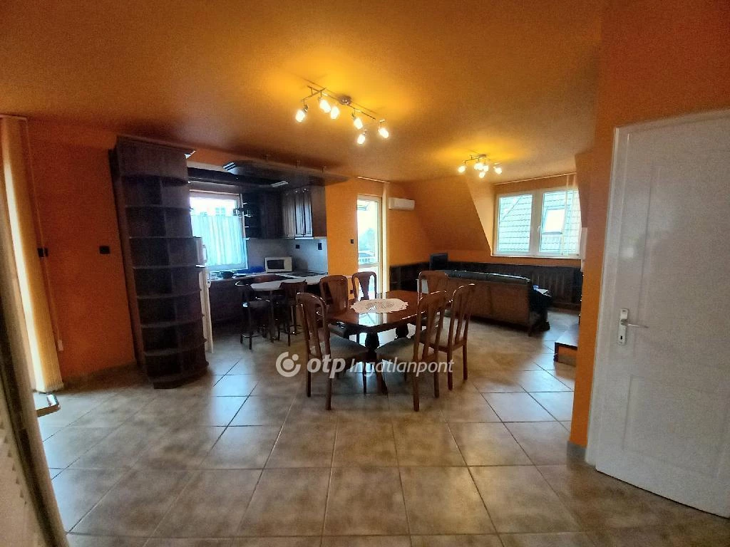 For sale brick flat, Debrecen