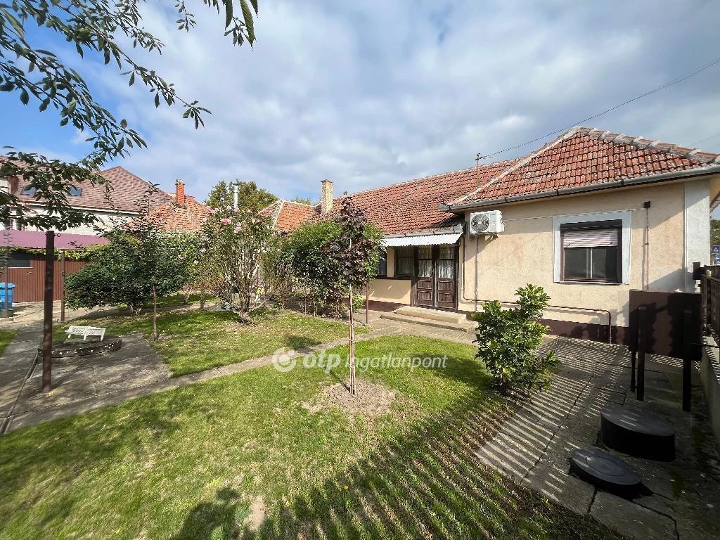 Eladó Ház, Berettyóújfalu