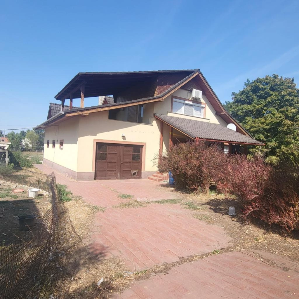 Eladó Ház, Berettyóújfalu