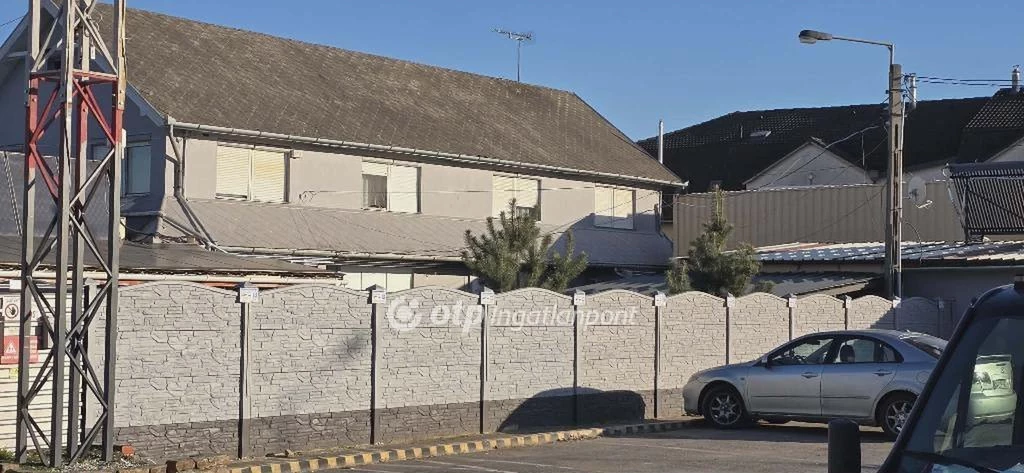 Eladó Ház, Mikepércs