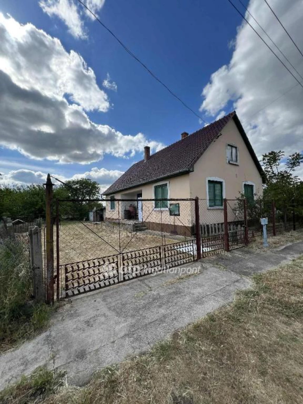 For sale house, Konyár