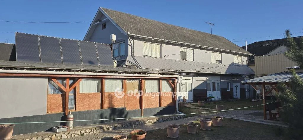 c3-1-name c2-1-name, Mikepércs