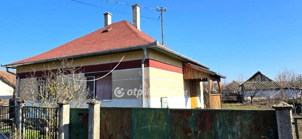 c3-1-name c2-1-name, Mikepércs