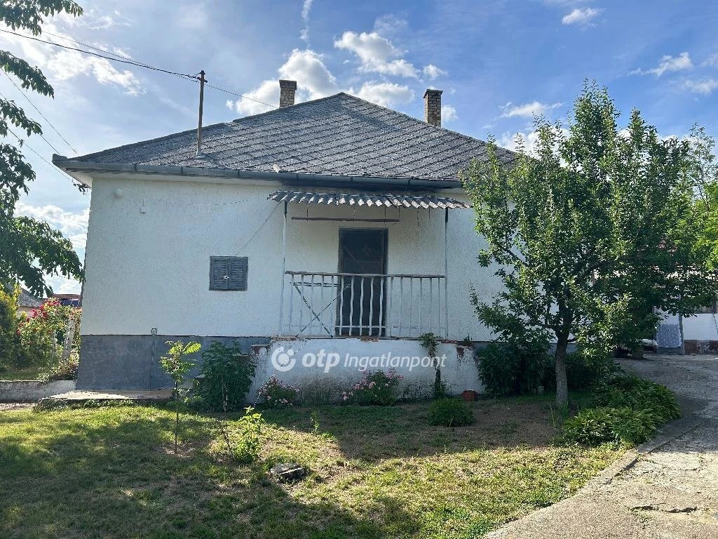 Eladó Ház, Nyírlugos