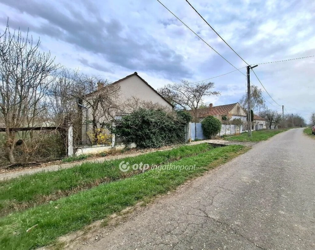 Eladó Ház, Körösszegapáti