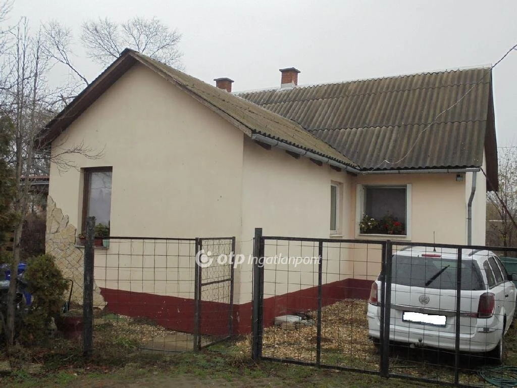 Eladó Lakás, Debrecen