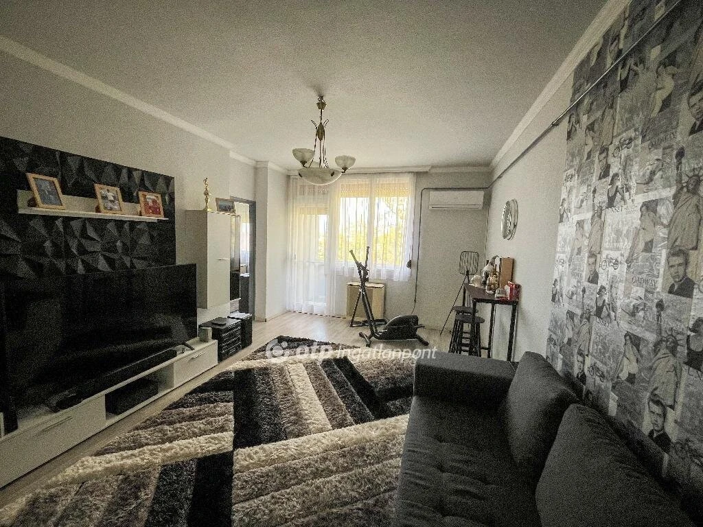Eladó Lakás, Hajdúszoboszló