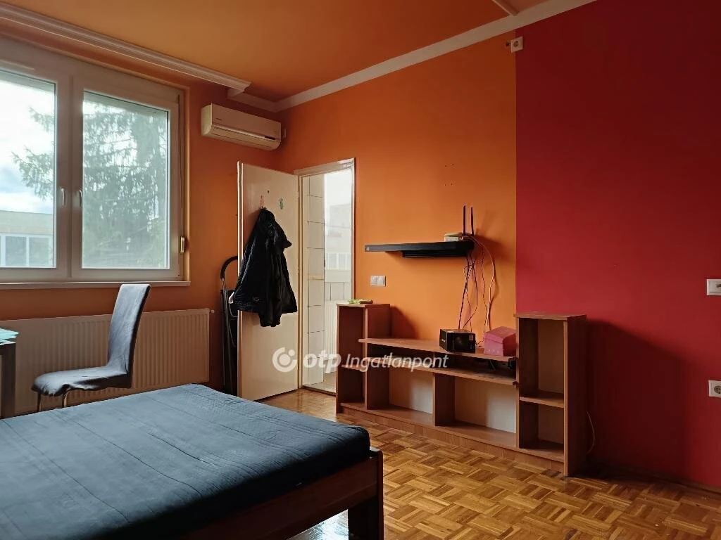 Eladó Lakás, Debrecen