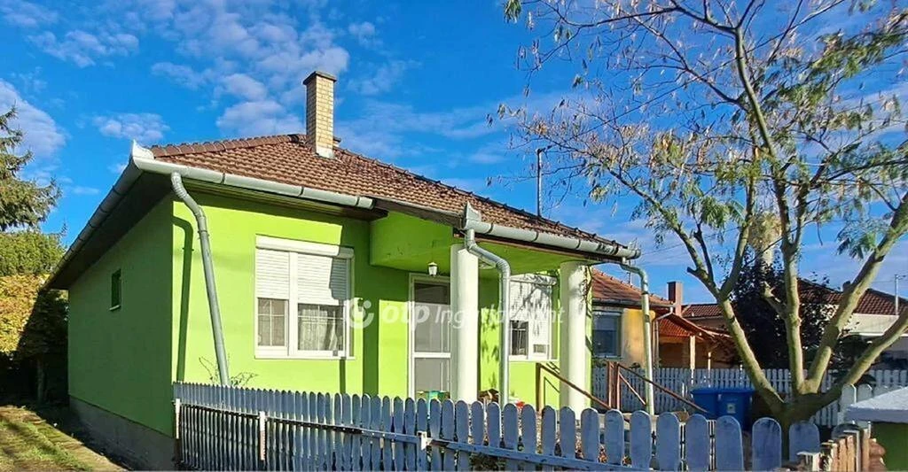 Eladó Ház, Kaba
