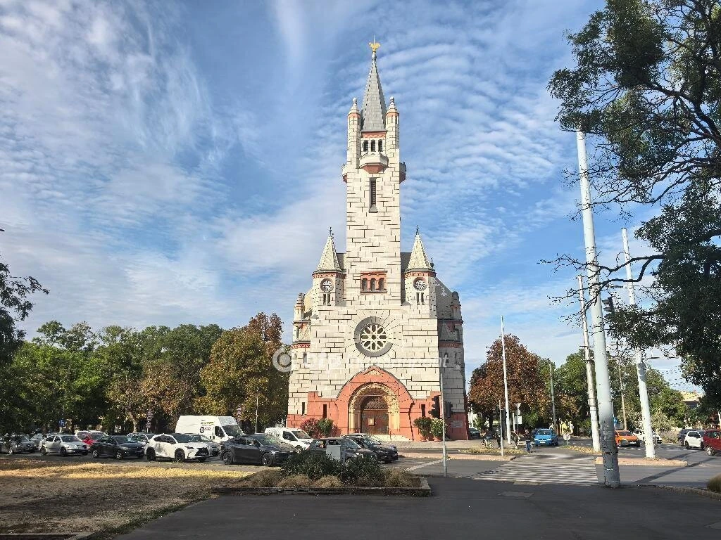 Eladó Lakás, Debrecen