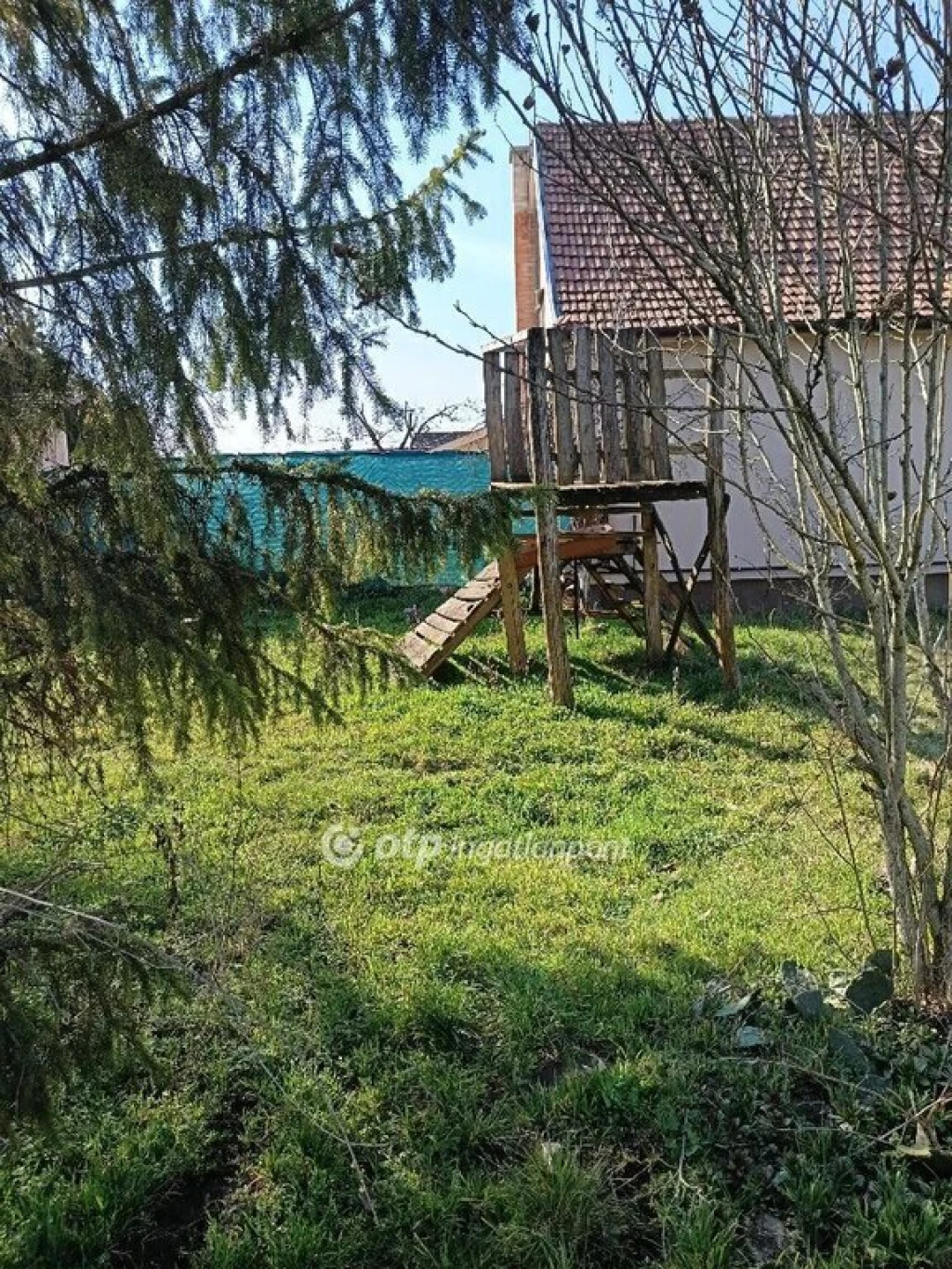 Eladó Ház, Mikepércs