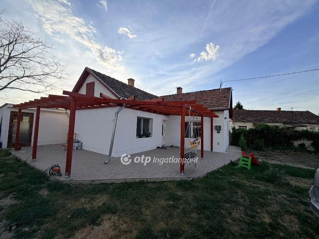 c3-1-name c2-1-name, Hajdúszoboszló