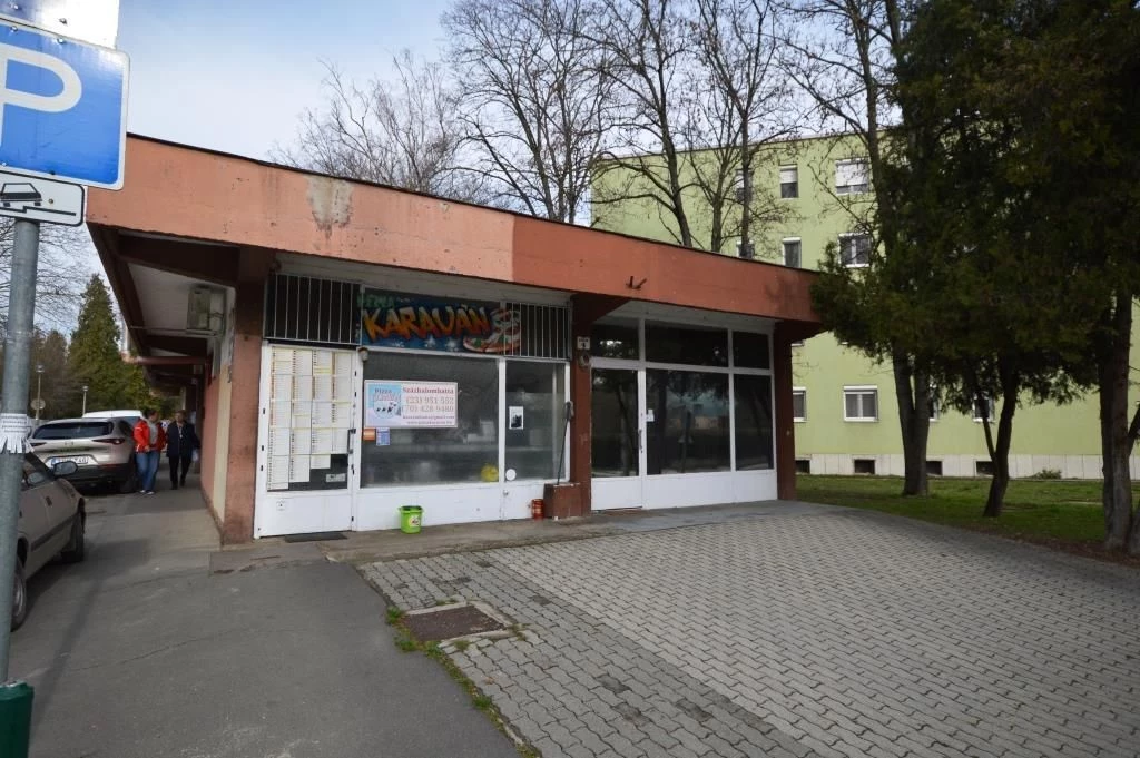 For sale store, Százhalombatta