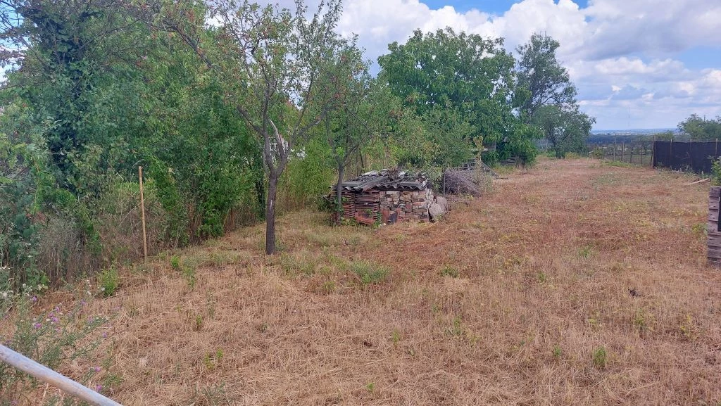 Érd, judit utcában 1105 nm-es telek eladÓ!
