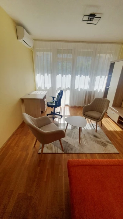 c3-2-name c2-21-name, Debrecen, Mikszáth Kálmán utca