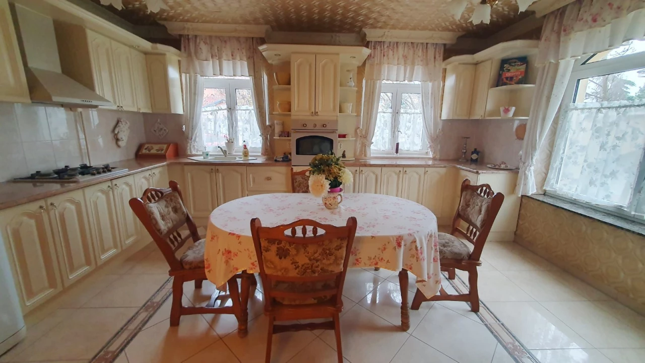 Kiadó családi ház, Debrecen, Tarján utca