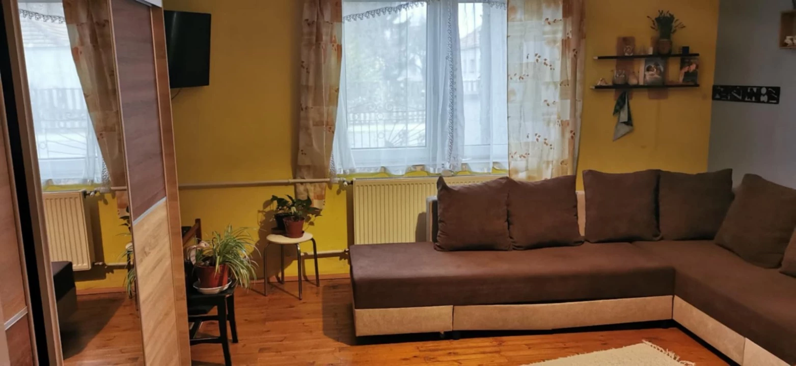 Eladó családi ház, Hédervár