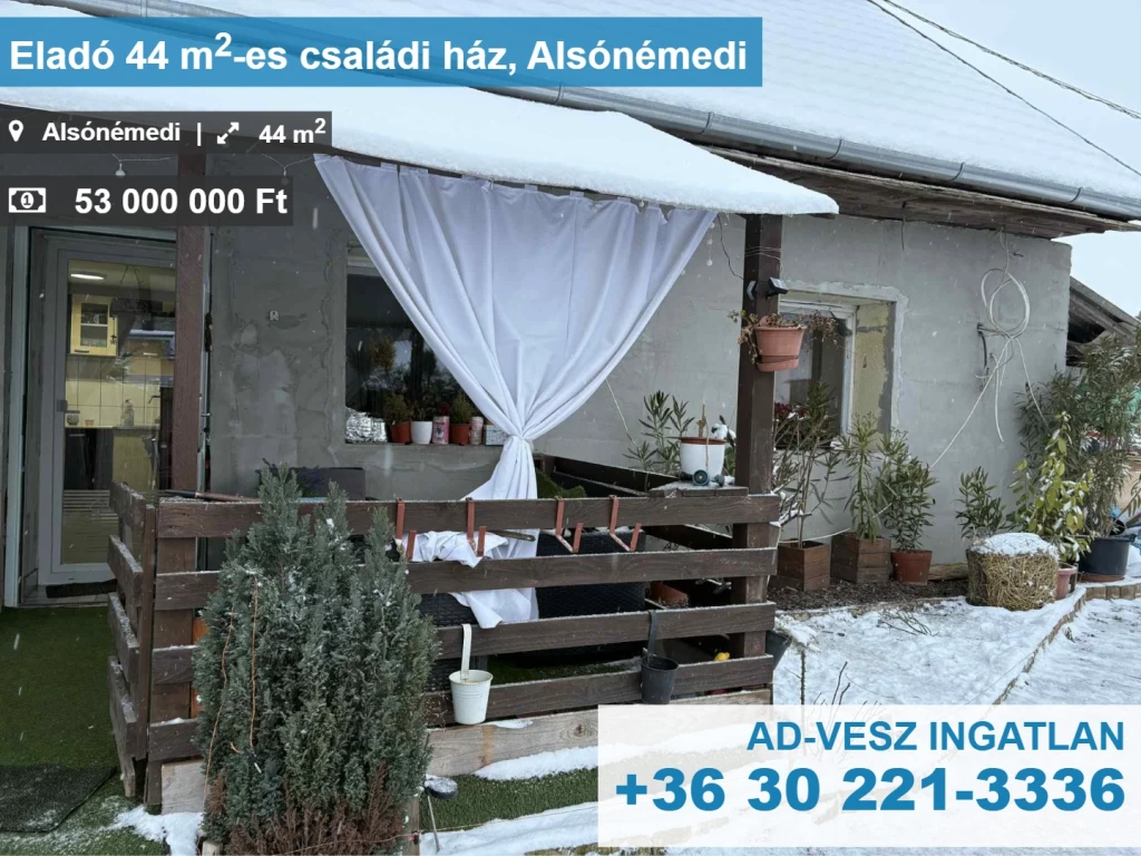 Felújított családi ház a központban.