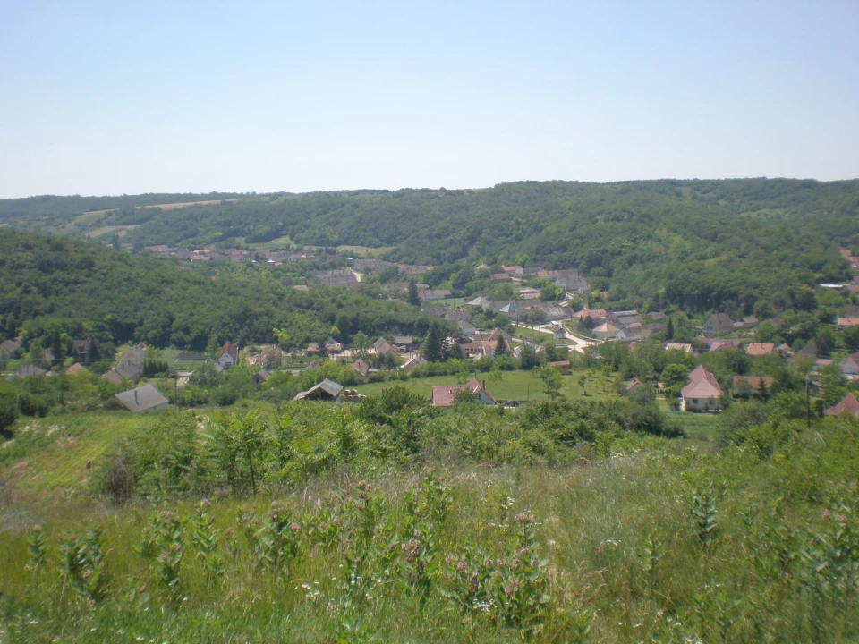 Eladó építési telek, Ozora