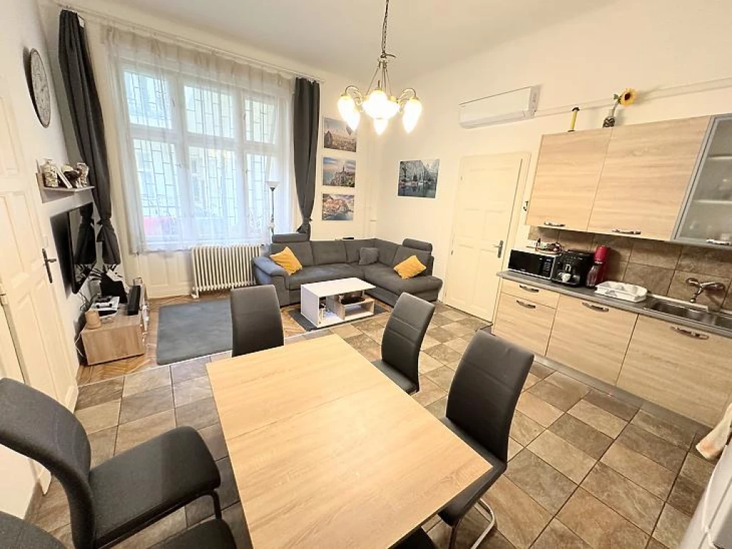 For sale brick flat, Budapest XIII. kerület, Újlipótváros