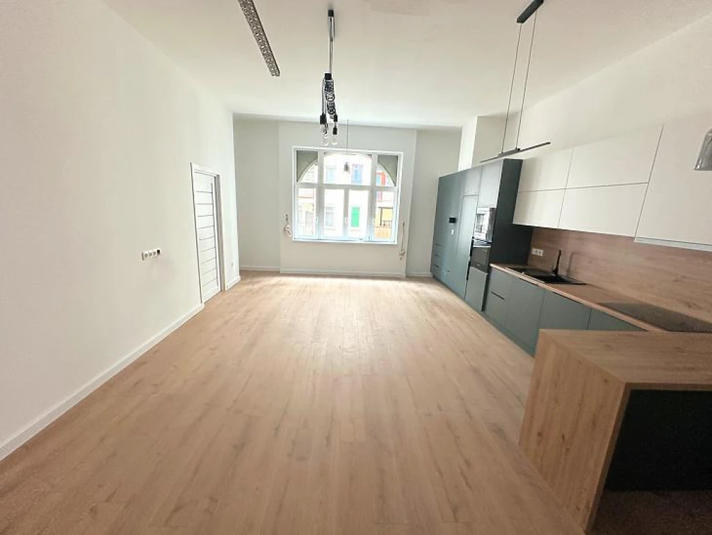 c3-1-name c2-19-name, Budapest XIII. kerület, Újlipótváros