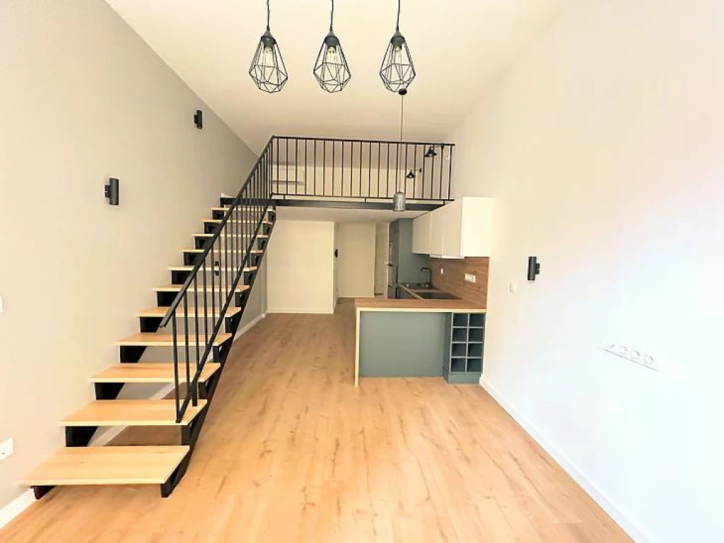 c3-1-name c2-19-name, Budapest XIII. kerület, Újlipótváros