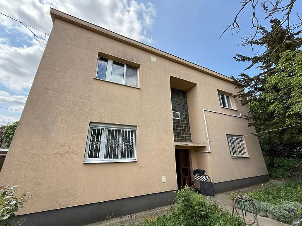 c3-1-name c2-19-name, Budapest XI. kerület, Sasad-Sashegy XI. ker.