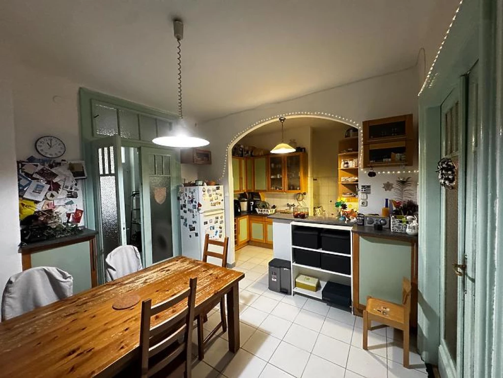 For sale brick flat, Budapest XII. kerület, Németvölgy