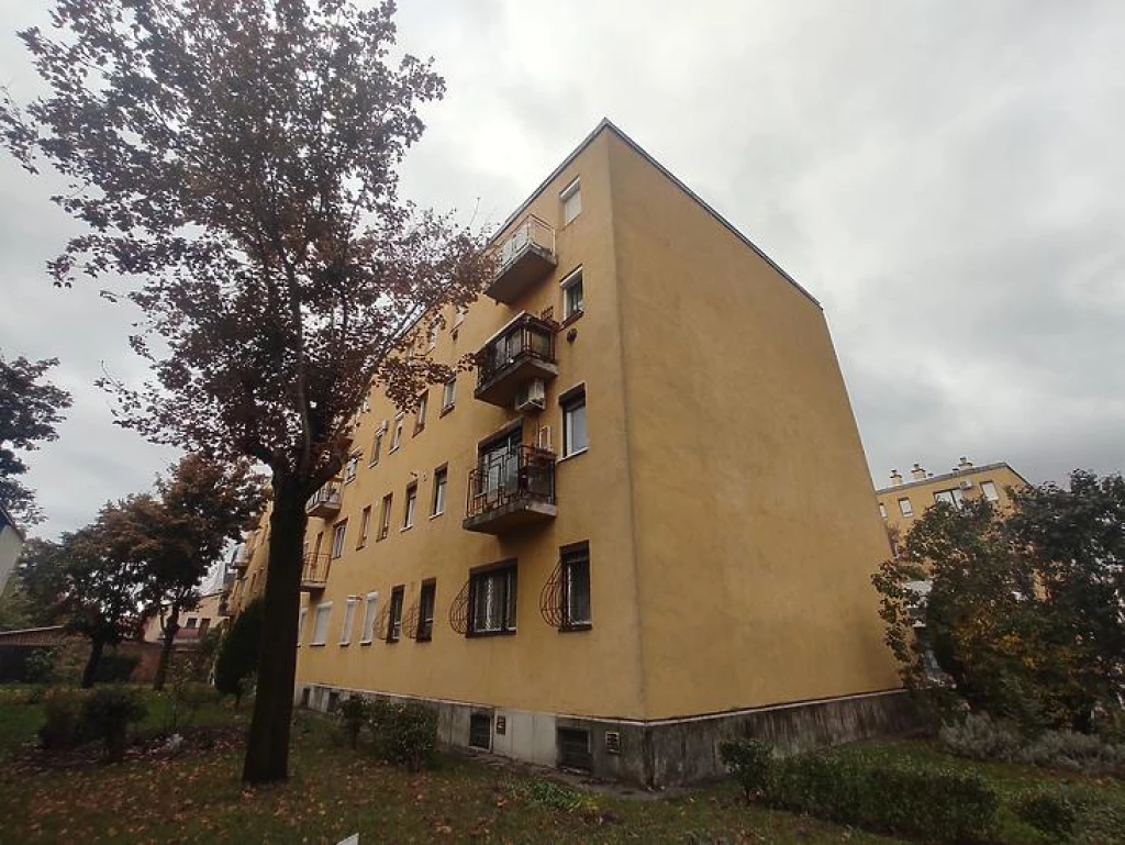 For sale brick flat, Budapest IV. kerület, Újpest