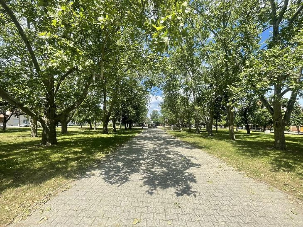 Eladó téglalakás, Budapest IV. kerület, Megyer