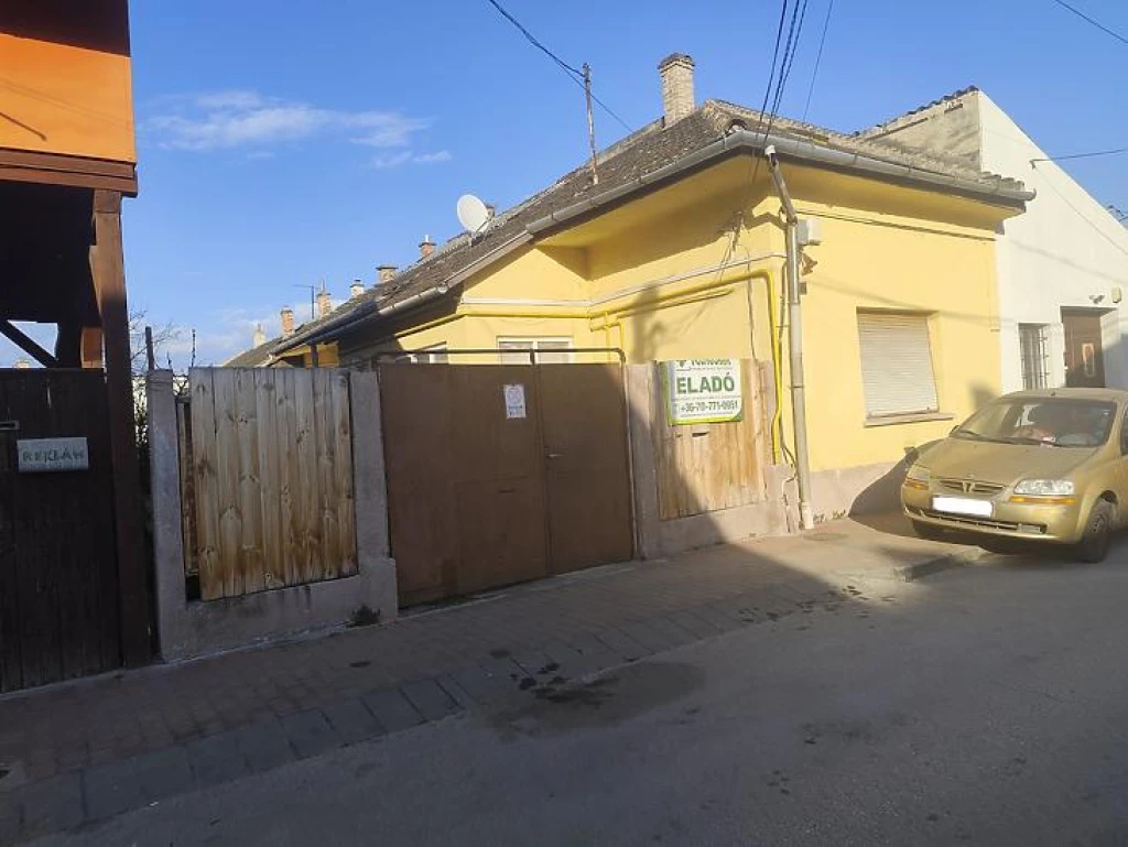 c3-1-name c2-5-name, Budapest IV. kerület, Újpest