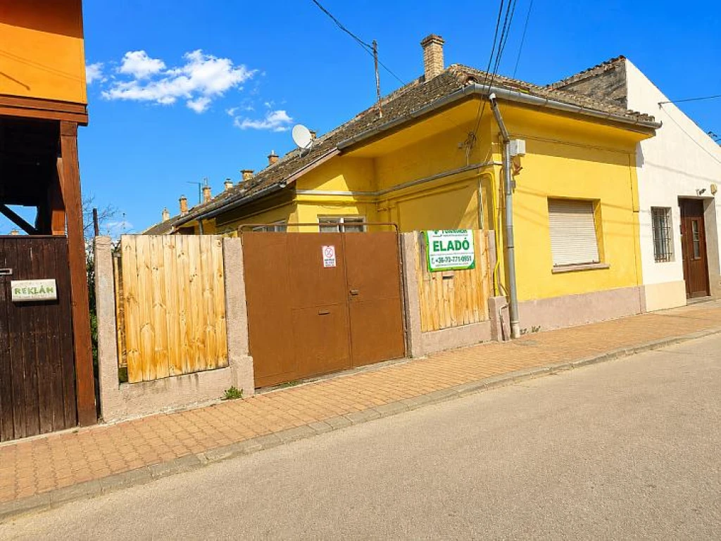 Eladó házrész, Budapest IV. kerület, Újpest