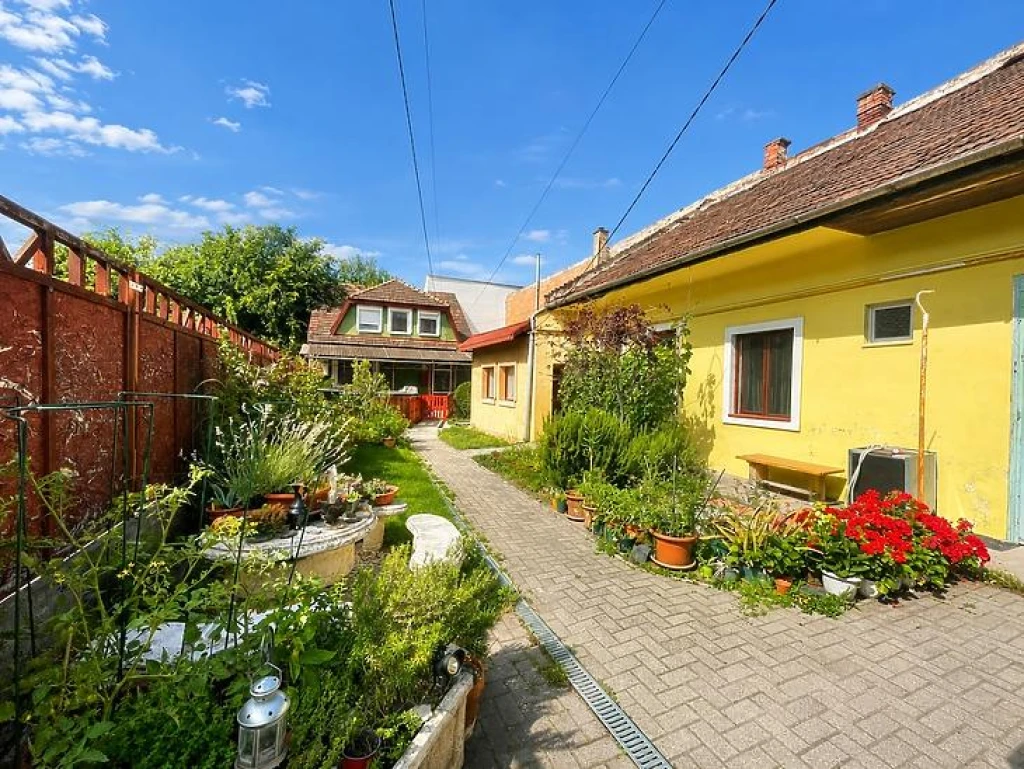 Eladó házrész, Budapest IV. kerület, Újpest