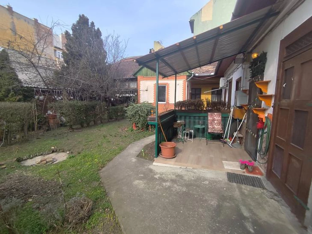 c3-1-name c2-5-name, Budapest IV. kerület, Újpest