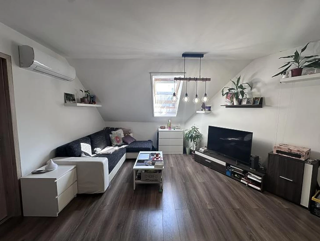 c3-1-name c2-19-name, Budapest IV. kerület, Újpest