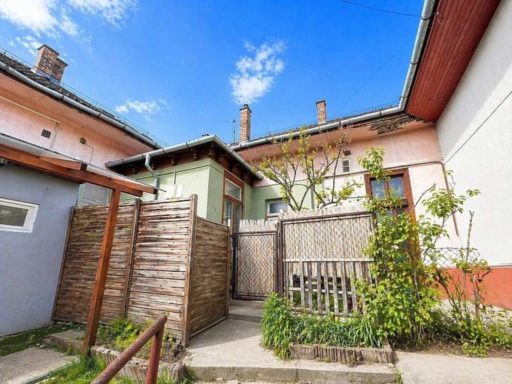 Eladó téglalakás, Budapest IV. kerület, Újpest