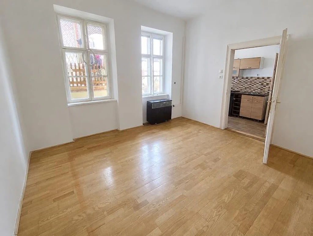 Eladó házrész, Budapest IV. kerület, Újpest