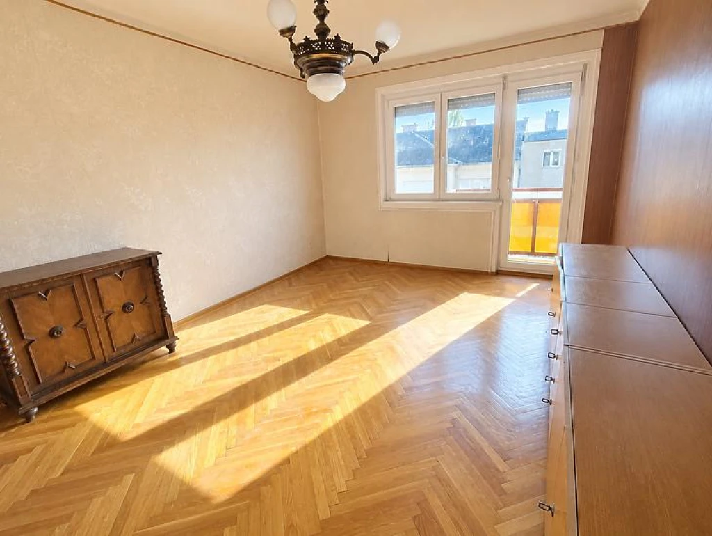 Eladó téglalakás, Budapest IV. kerület, Újpest