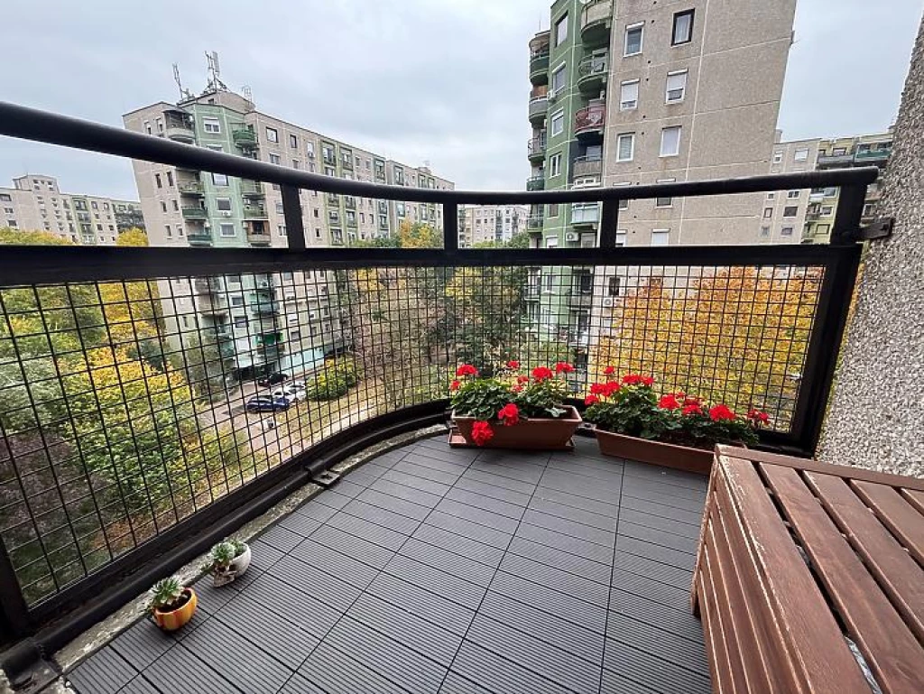 Eladó panellakás, Budapest IV. kerület, Káposztásmegyer