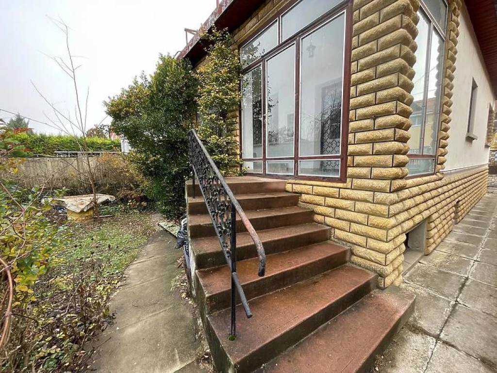 c3-1-name c2-2-name, Budapest IV. kerület, Újpest