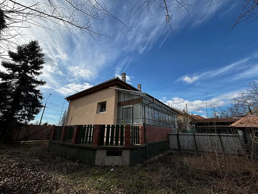 c3-1-name c2-1-name, Budapest IV. kerület, Újpest