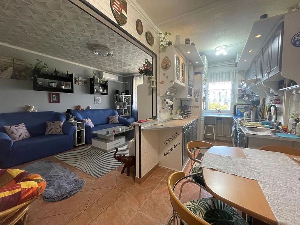 Eladó panellakás, Budapest IV. kerület, Káposztásmegyer